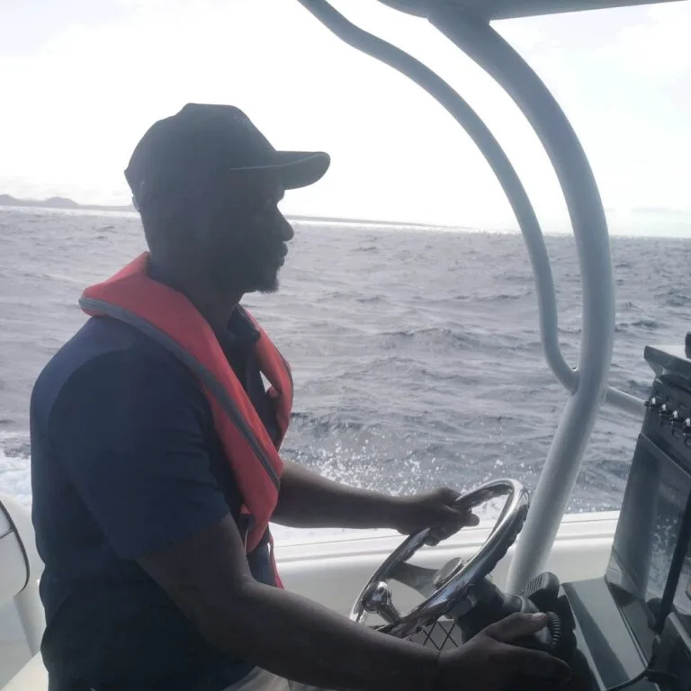 captain onbarco